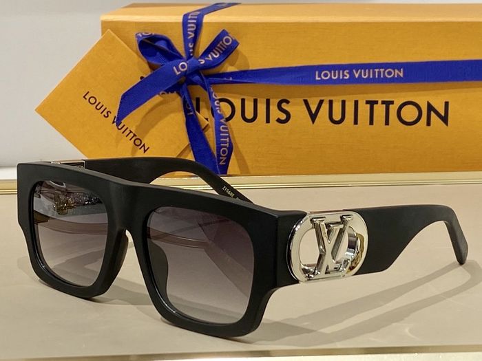 Louis Vuitton Sunglasses Top Quality LVS00078